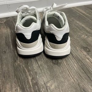 New balance 57/40 woman’s